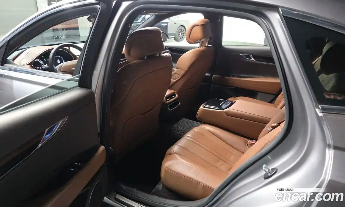 Genesis G80 2023 2.5 Автомат в Москве № 1143717, фото 11