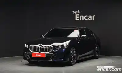 BMW i5, 2025
