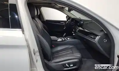 BMW 5-Series 2019 2.0 гидро в Москве № 1144778, миниатюра 11