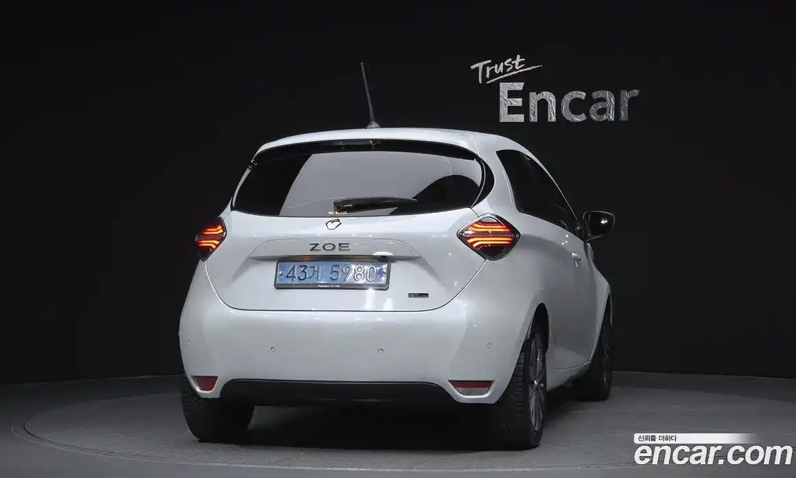Renault Zoe 2021 0.2 гидро в Москве № 1145403, фото 4