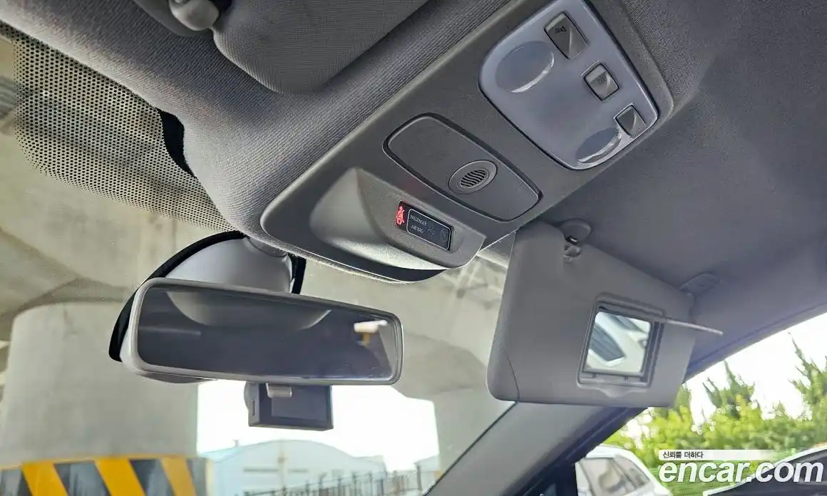 Renault QM3 2014 1.5 Автомат в Москве № 1146467, фото 19