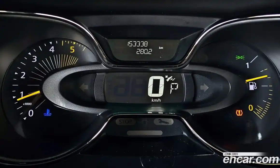 Renault QM3 2014 1.5 Автомат в Москве № 1146467, фото 8