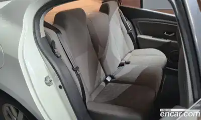 Renault SM3 2009 1.6 гидро в Москве № 1146476, миниатюра 12