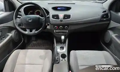 Renault SM3 2009 1.6 гидро в Москве № 1146476, миниатюра 7