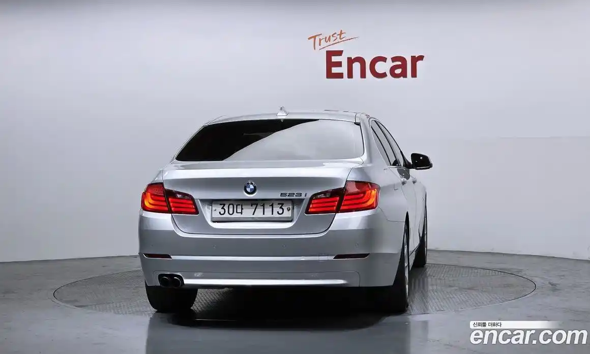 BMW 5-Series 2012 2.0 Автомат в Москве № 1146525, фото 4