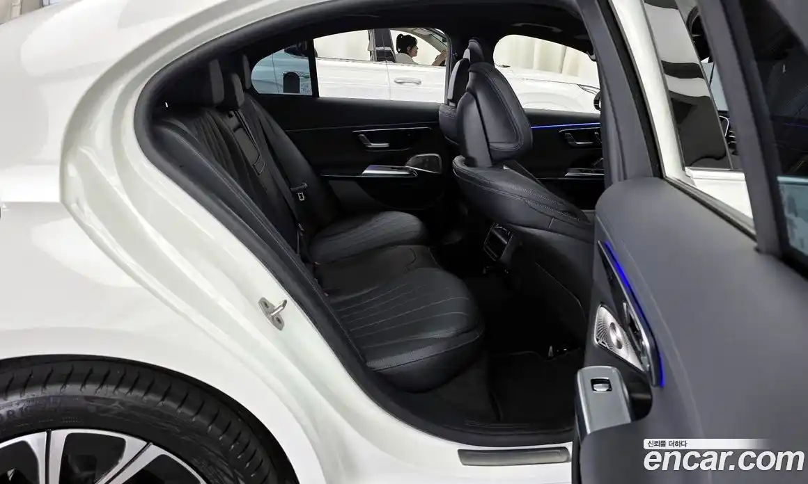 Mercedes-Benz E-Class 2025 2.0 гидро в Москве № 1147000, фото 12