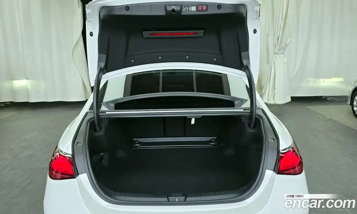 Mercedes-Benz E-Class 2025 2.0 гидро в Москве № 1147000, фото 20
