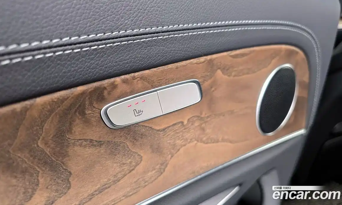Mercedes-Benz E-Class 2023 2.0 гидро, фото 18