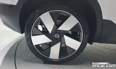 Volvo C40 2022 0.2 гидро в Москве № 1149094, миниатюра 5