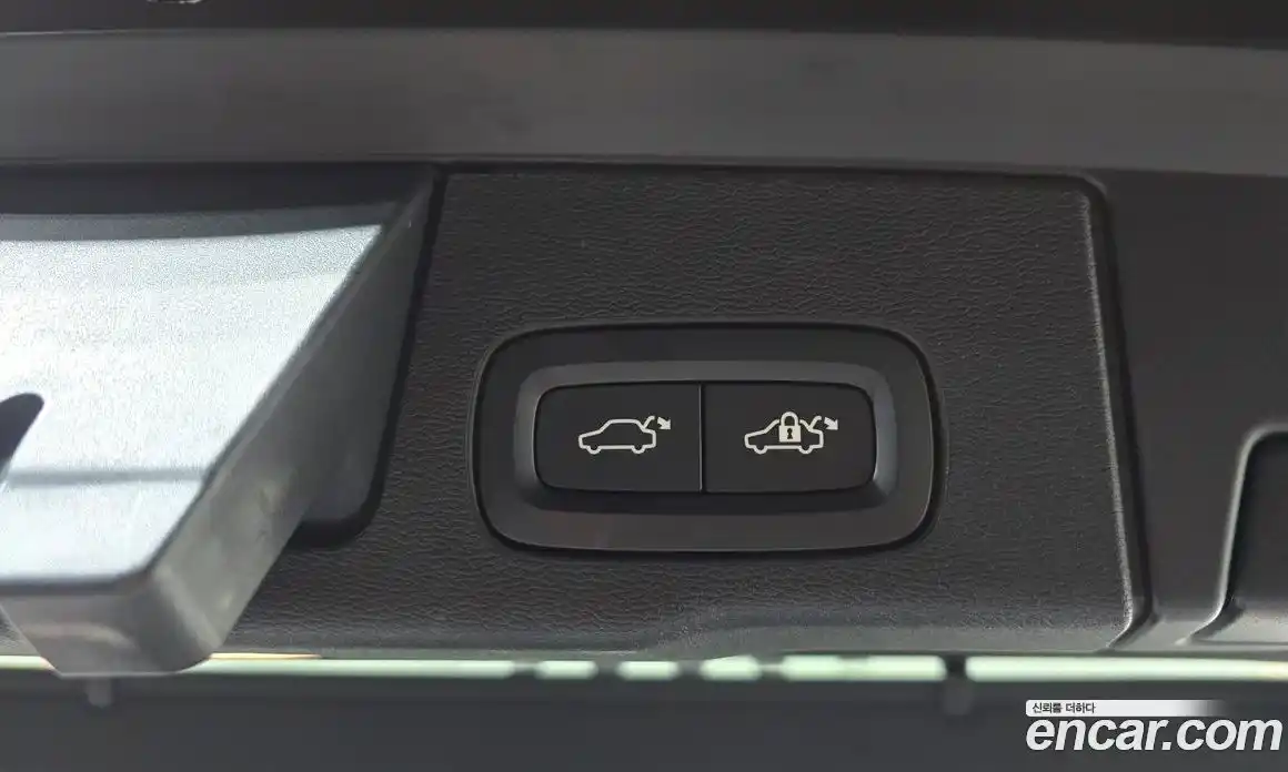 Volvo XC60 2019 2.0 гидро в Москве № 1149159, фото 20