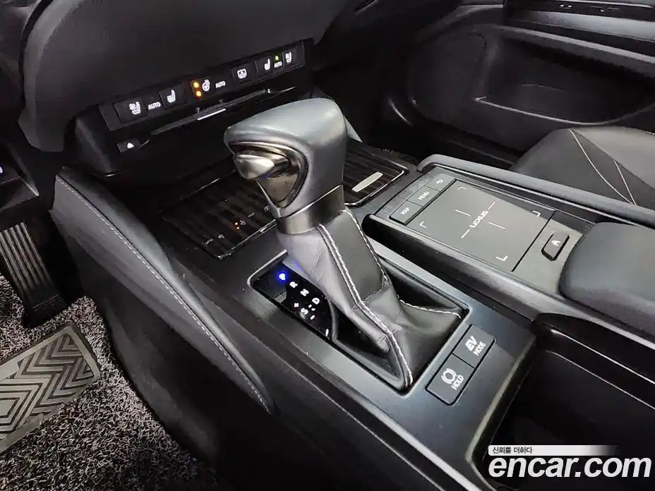 Lexus ES 2020 2.5 вариатор в Москве № 1150930, фото 9