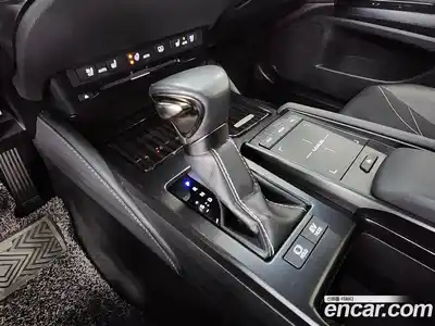 Lexus ES 2020 2.5 вариатор в Москве № 1150930, миниатюра 9