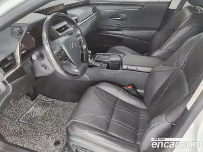 Lexus ES 2020 2.5 вариатор в Москве № 1150930, миниатюра 10