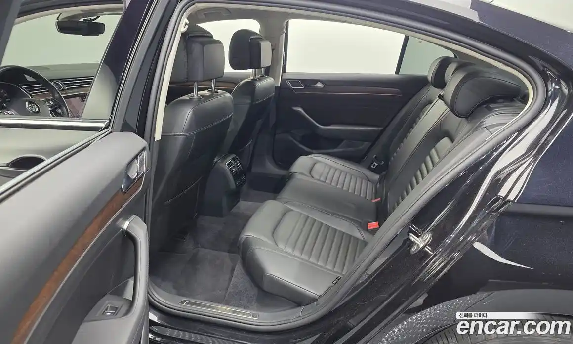 Volkswagen Passat 2018 2.0 гидро в Москве № 1151298, фото 11
