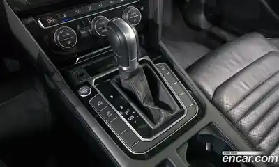Volkswagen Passat 2018 2.0 гидро в Москве № 1151298, миниатюра 9
