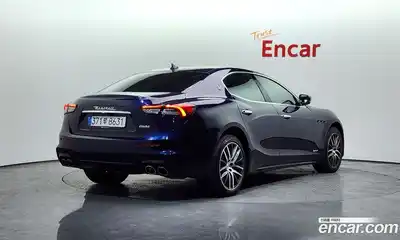Maserati Ghibli 2021 2.0 гидро в Москве № 1152375, миниатюра 2