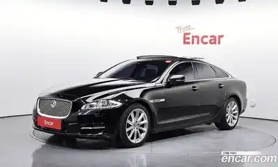 Jaguar XJ, 2015
