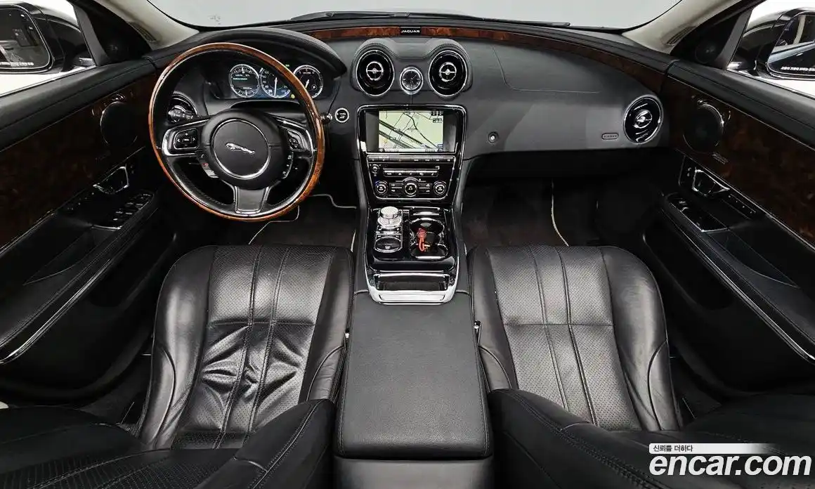 Jaguar XJ 2015 3.0 гидро в Москве № 1152585, фото 7
