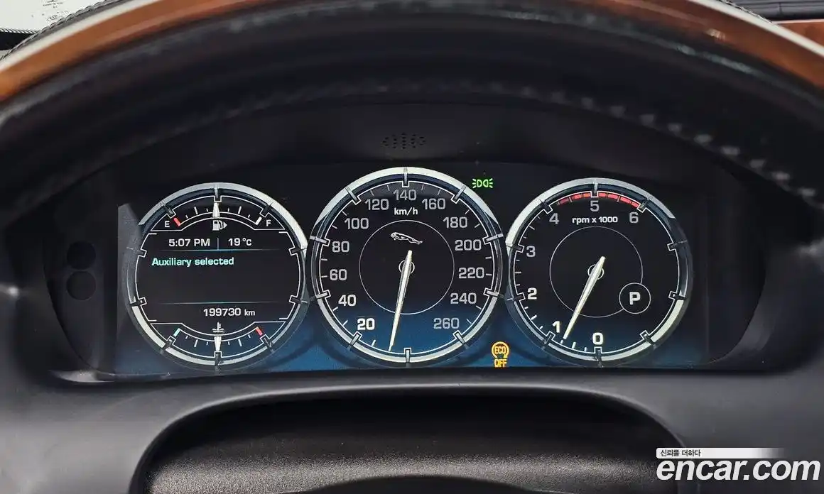 Jaguar XJ 2015 3.0 гидро в Москве № 1152585, фото 8