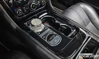 Jaguar XJ 2015 3.0 гидро в Москве № 1152585, миниатюра 9