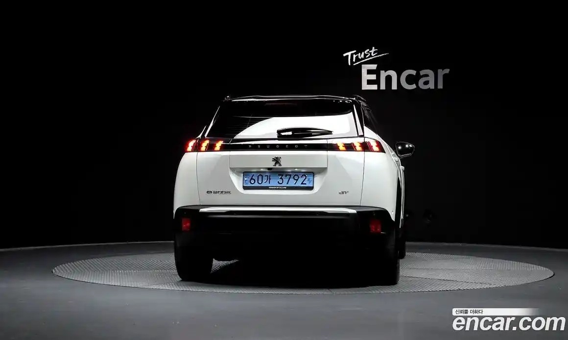 Peugeot 2008 2023 0.1 гидро в Москве № 1152765, фото 4