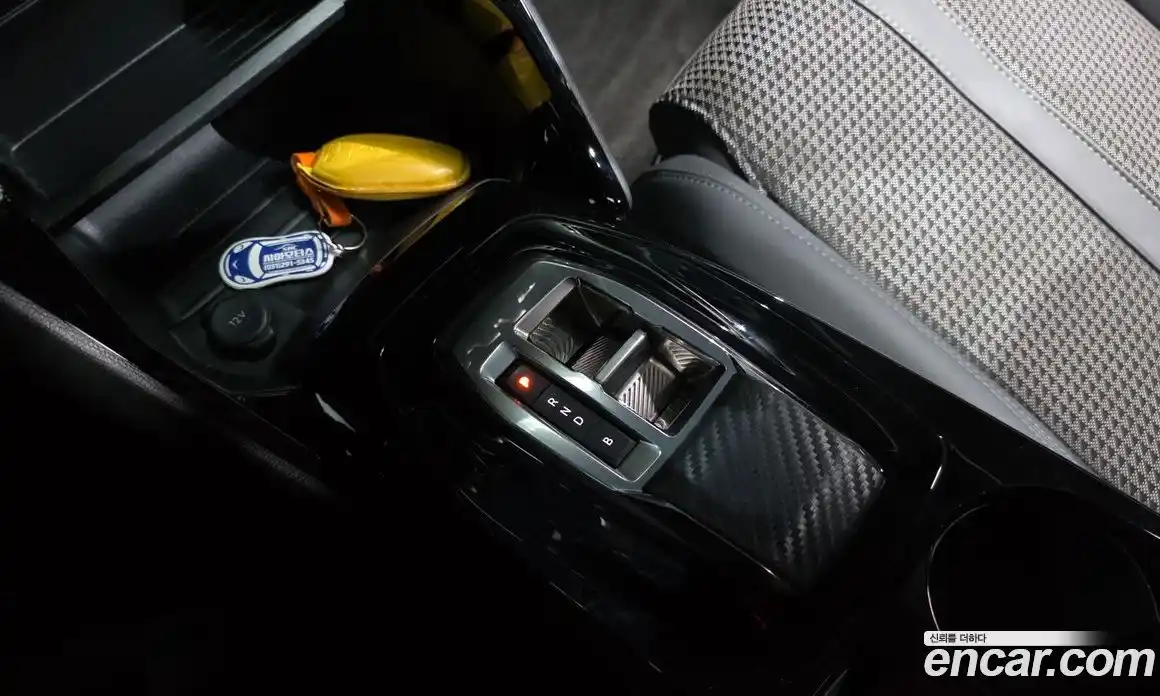 Peugeot 2008 2023 0.1 гидро в Москве № 1152765, фото 9