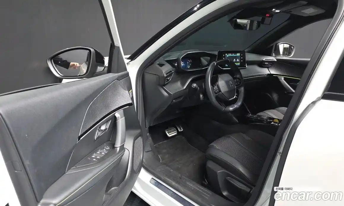 Peugeot 2008 2023 0.1 гидро в Москве № 1152765, фото 10