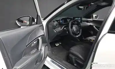 Peugeot 2008 2023 0.1 гидро в Москве № 1152765, миниатюра 10