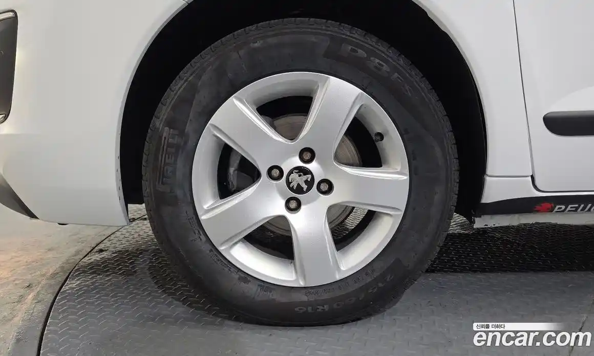 Peugeot 3008 2016 1.6 гидро в Москве № 1152777, фото 5