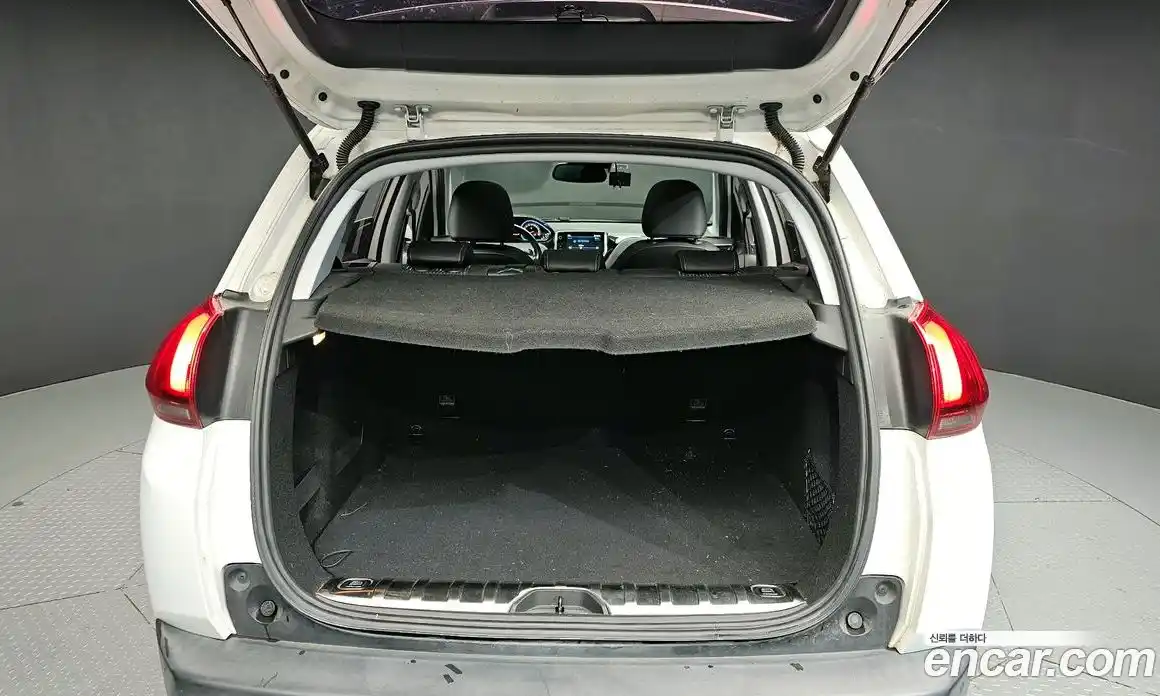 Peugeot 2008 2018 1.6 гидро в Москве № 1152780, фото 20