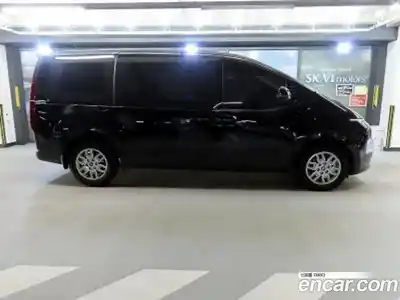 Hyundai Staria 2025 3.5 Автомат в Москве № 1154617, миниатюра 3