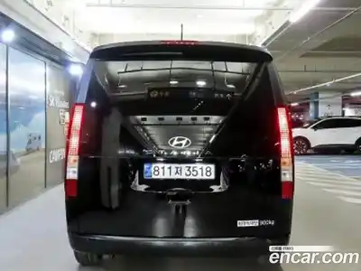 Hyundai Staria 2025 3.5 Автомат в Москве № 1154617, миниатюра 5