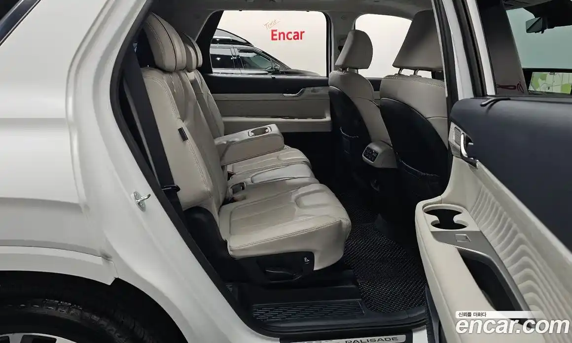 Hyundai Palisade 2023 2.2 Автомат в Москве № 1154659, фото 12