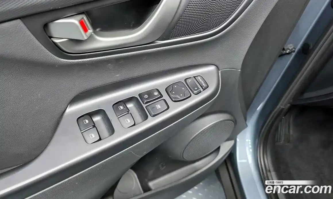 Hyundai Kona 2018 1.6 Автомат в Москве № 1154844, фото 17