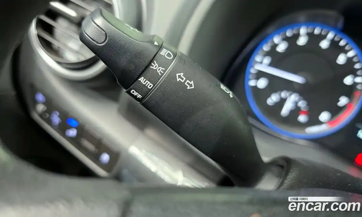 Hyundai Kona 2018 1.6 Автомат в Москве № 1154844, фото 18