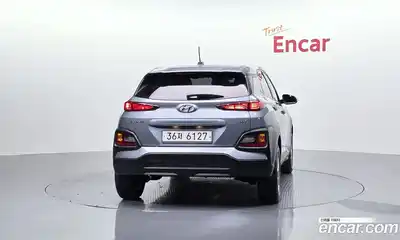 Hyundai Kona 2018 1.6 Автомат в Москве № 1154844, миниатюра 4