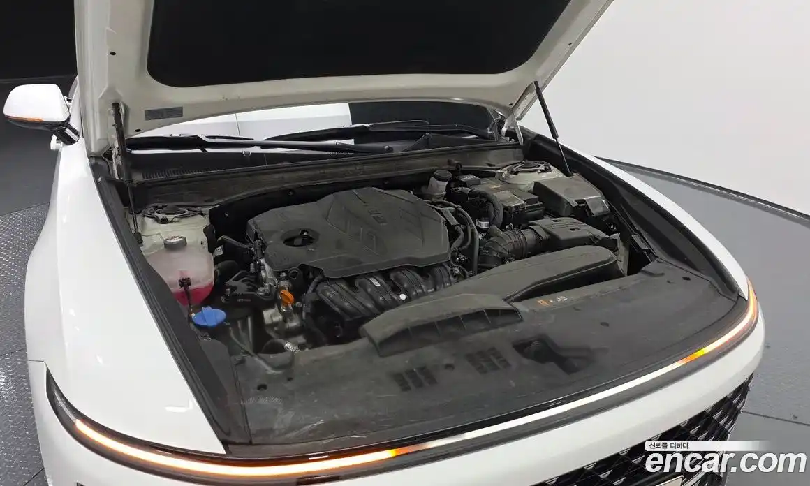 Hyundai Grandeur 2023 2.5 Автомат в Москве № 1154948, фото 6