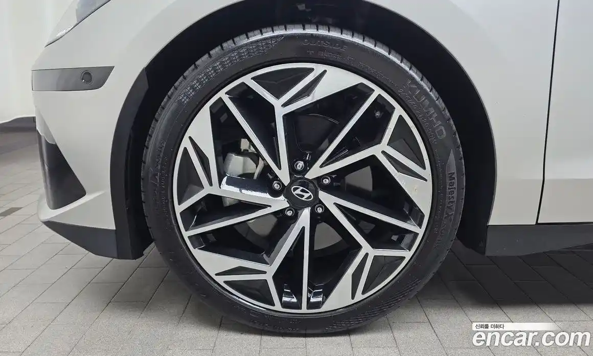 Hyundai Ioniq 6 2023 0.1 Автомат в Москве № 1155121, фото 5