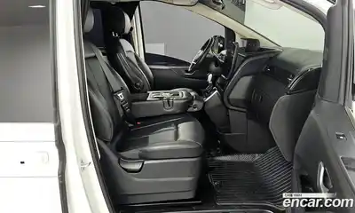 Hyundai Staria 2022 2.2 гидро в Москве № 119390, миниатюра 11