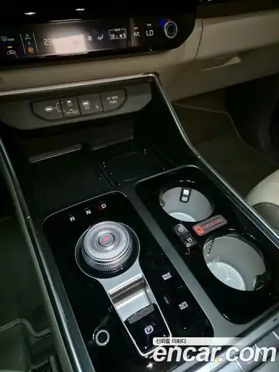 Kia Canival 2024 1.6 гидро в Москве № 13492, миниатюра 5