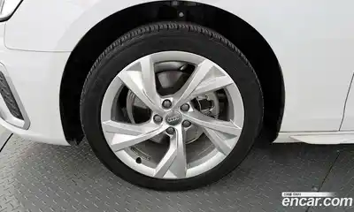 Audi A4 2021 2.0 гидро в Москве № 149547, миниатюра 5