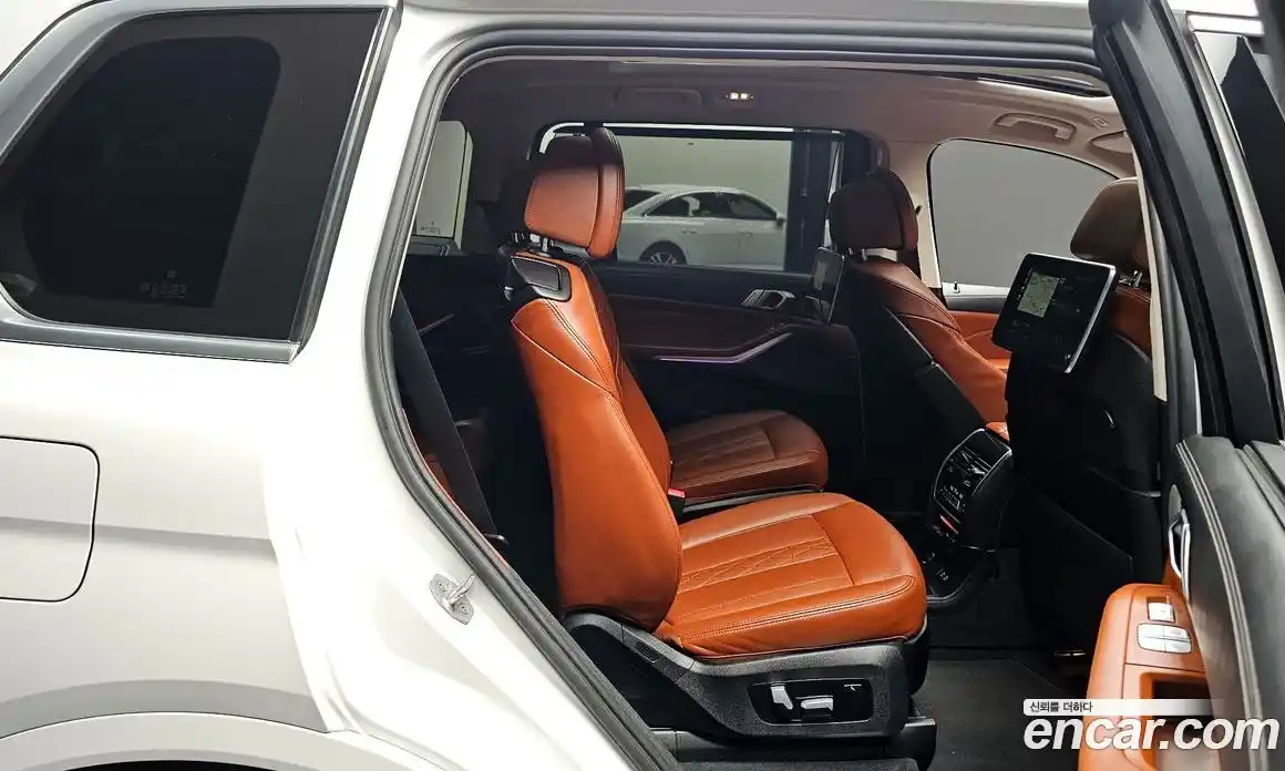 BMW X7 2022 3.0 гидро в Москве № 157310, фото 11