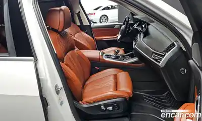 BMW X7 2022 3.0 гидро в Москве № 157310, миниатюра 10
