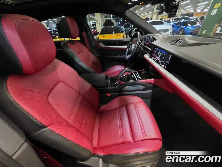 Porsche Cayenne 2023 3.0 гидро в Москве № 165748, фото 17
