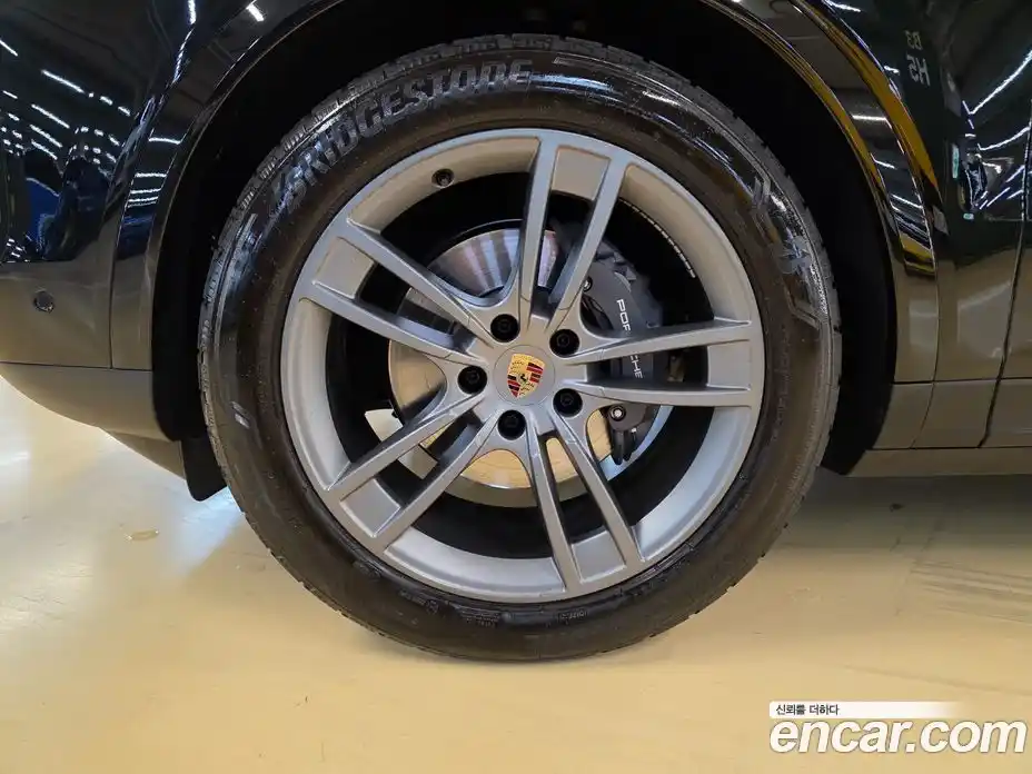Porsche Cayenne 2023 3.0 гидро в Москве № 165748, фото 19