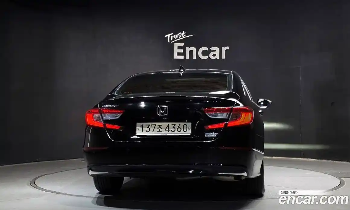 Honda Accord 2020 2.0 гидро в Москве № 170546, фото 4