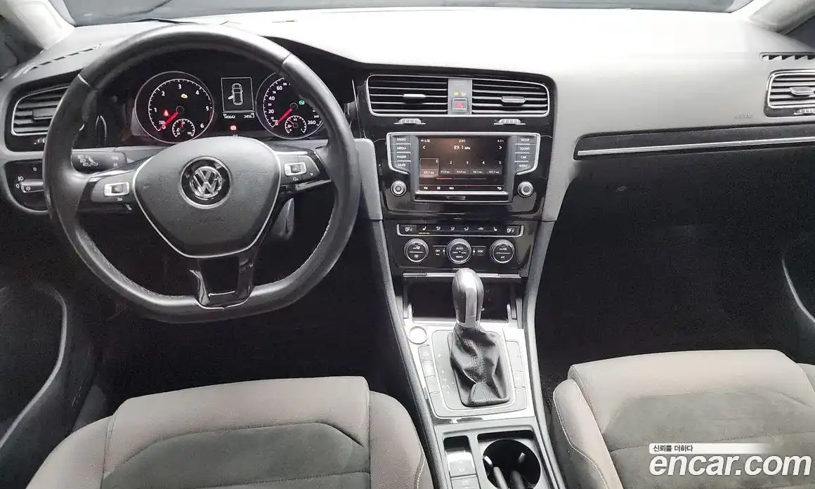 Volkswagen Golf 2015 2.0 гидро в Москве № 199169, фото 7