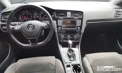 Volkswagen Golf 2015 2.0 гидро в Москве № 199169, миниатюра 7