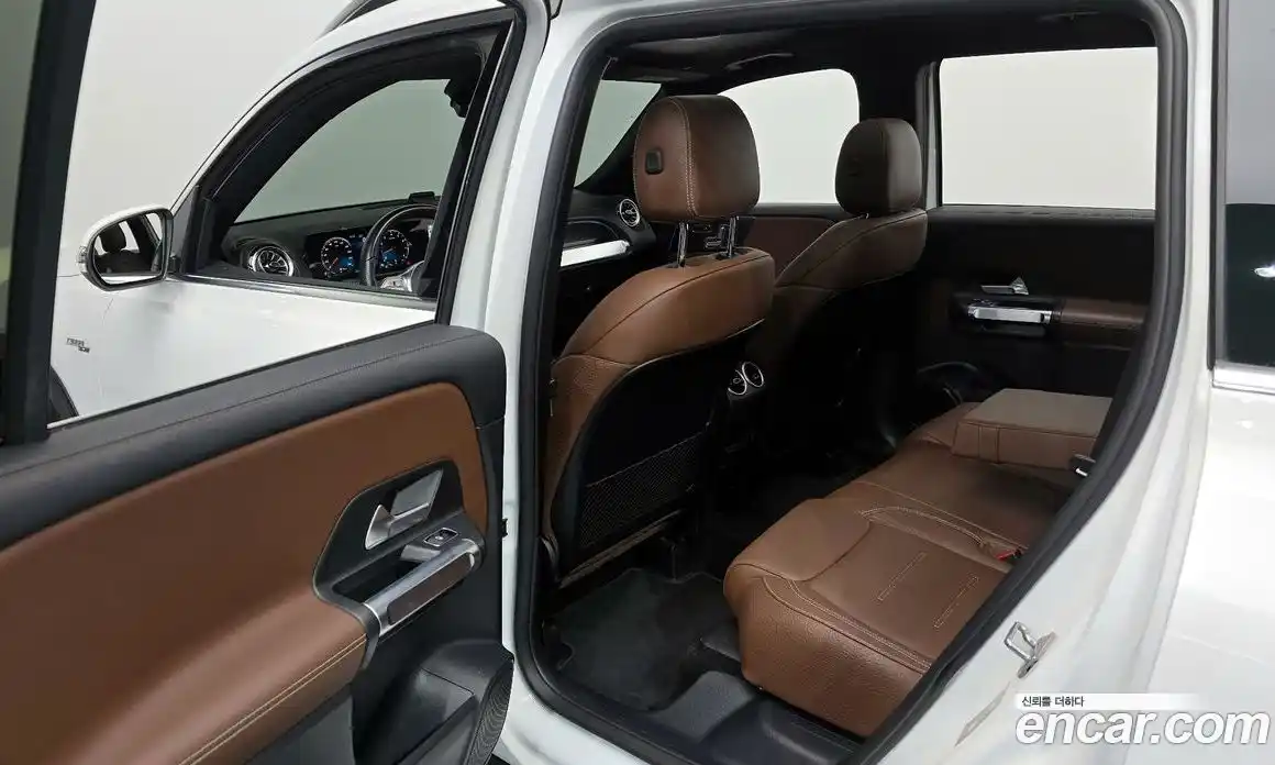 Mercedes-Benz GLB-Class 2021 2.0 гидро в Москве № 209217, фото 12