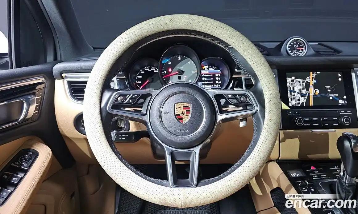 Porsche Macan 2016 3.0 гидро в Москве № 230985, фото 15